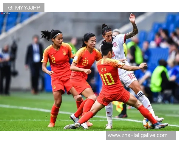 上海女子足球队奋勇争先展现风采助力女足崛起与发展