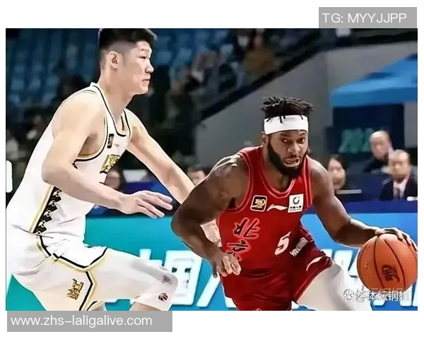 胡金秋砍下21分助力广厦队以114分战胜对手展现强大实力